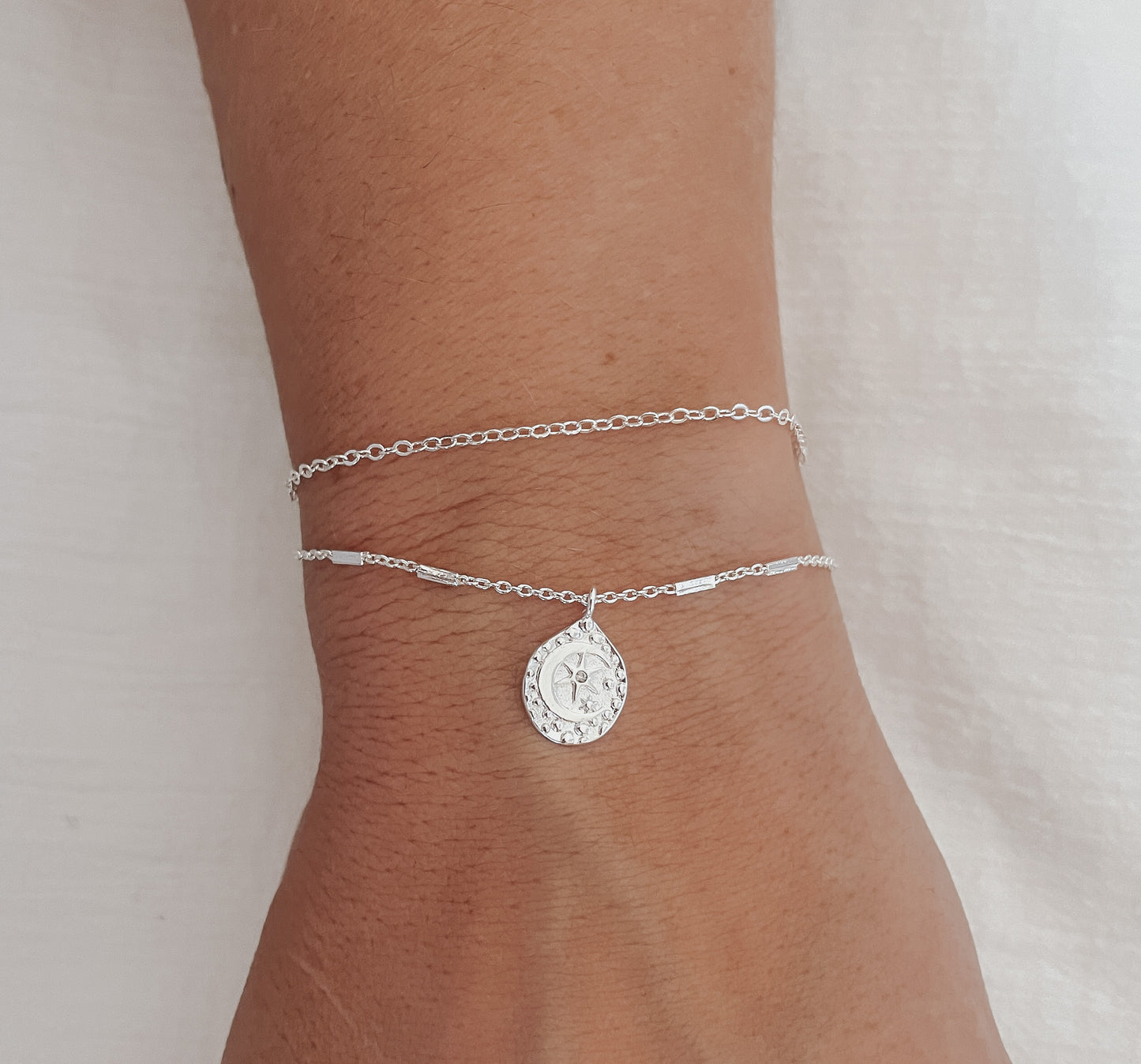 Waiola - Gold or Silver Plated Pearl Bracelet